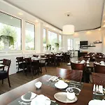 Hotel Arena 3*