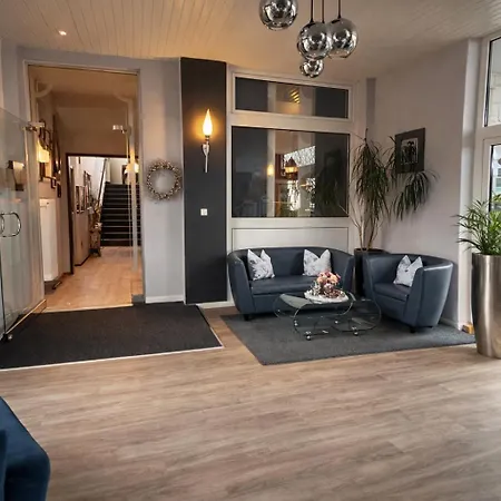 Arena Hotel 3*