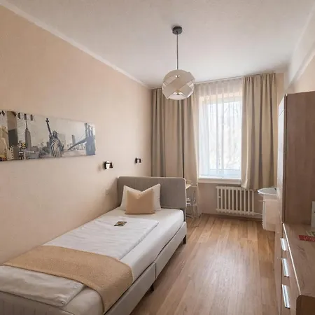 Hotel Arena 3*